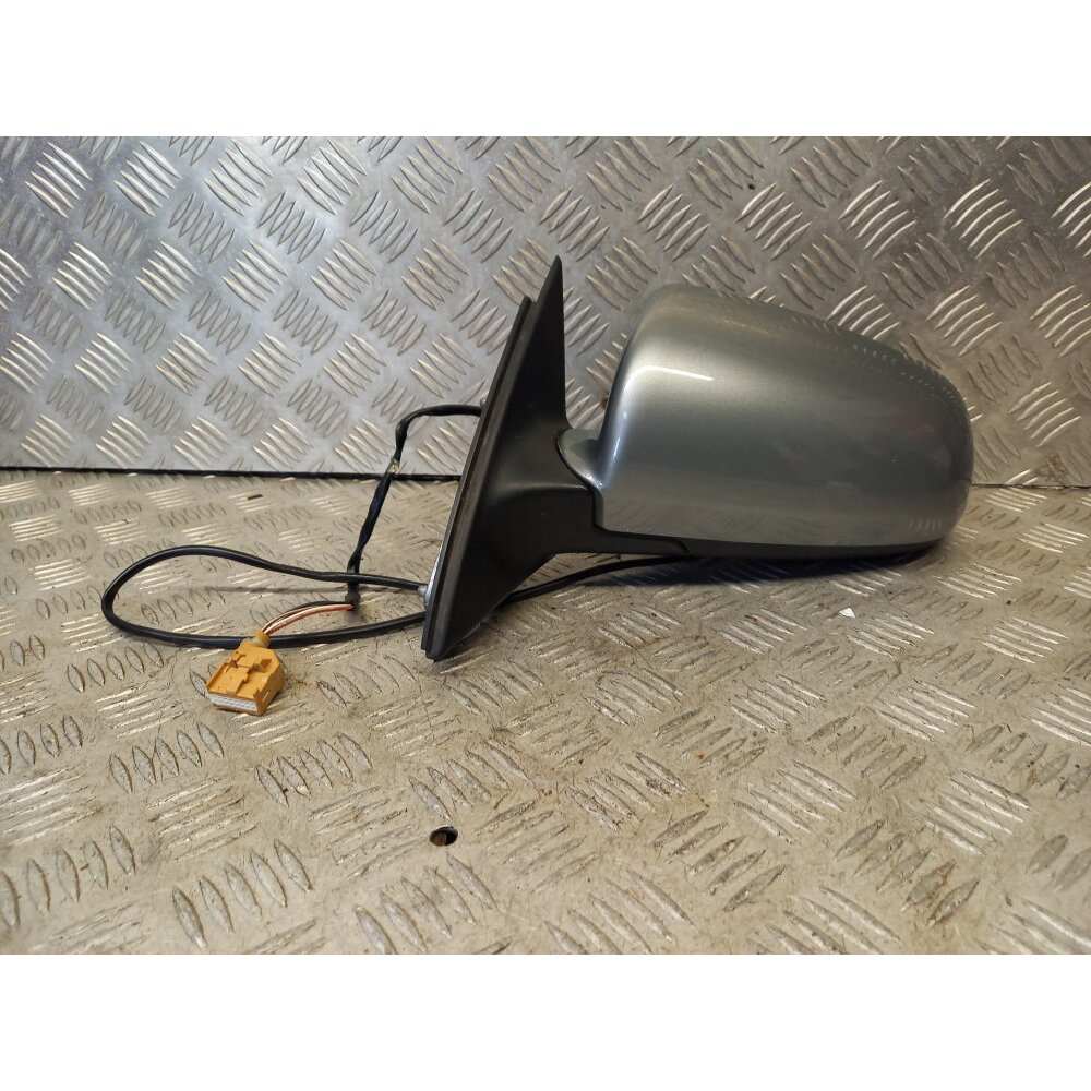 AUDI A4 WING MIRROR PASSENGER SIDE ELECTRIC 2007
